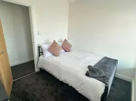 Charming 2 Bedroom House on Humber Estuary