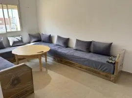 Appartement entier 1min de la plage sable d'or
