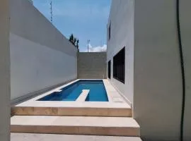 Casa Noroeste Saltillo Ejecutivo, Familar 3 habitaciones, alberca