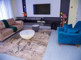 The VIP Afriqhomes