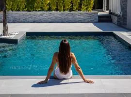 Villa Isabel con Piscina Moderna e Area benessere