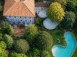 Resort Dei Limoni Tower Inn, hotel in Lucca