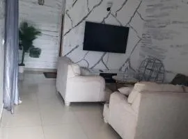 AZ Quest House