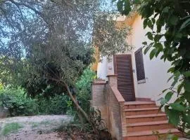 Appartamento con Piscina e Giardino