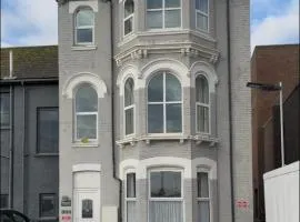 Seaview Apartment 1