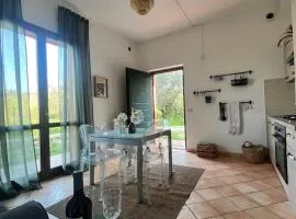 Quiet Apartment Garden 10 min from Sea