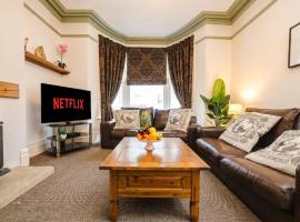 Spacious Victorian Townhouse Sleeping 11 in Nether Edge, Sheffield, hotel a Nether Edge