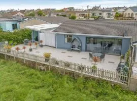 3 Bed in Portballintrae oc-ii15686