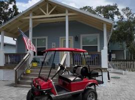 The Salty Anchor-Walk to Beach-Boat Ramp-Dogs OK, hotel em Saint Augustine
