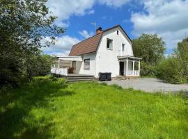 Holiday Home in Ruda with Terrace, hotel em Ruda