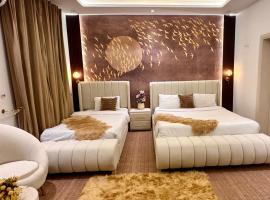 Grand Berkshire Hotel Peshawar, hotel din Peshawar