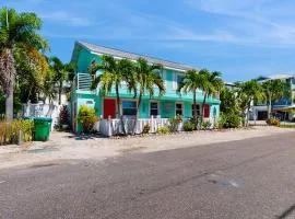 Bay View Inn 202