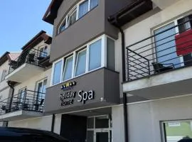 Holiday Home Resort & Spa