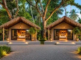 EMERALD HAVEN Safari Glamping