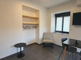 Studio Tout Équipé Balcon Parking Privé