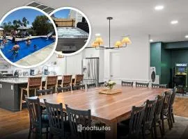 Gather Together - Charming Home for 20 Near Ark!