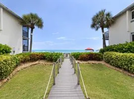 Gulf Place 19 & 20