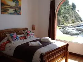 Hostal Puerto Yumani