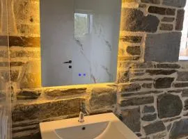 ANEMÉLIA stone suites - Sea & Mountain View