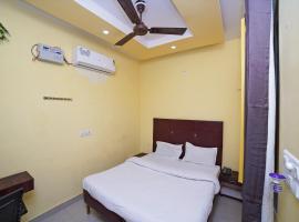 Hotel O Rama Palace، فندق في مراد آباد
