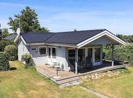6 person holiday home in Karrebæksminde-By Traum