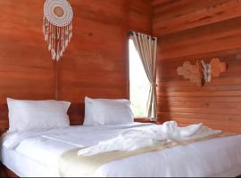 Nora Cottage Natural, hotel di Batununggul