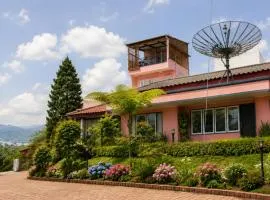 Bandungan Grand Family Villa Panoramic Mountain Views