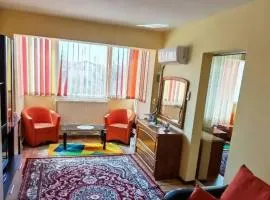 Apartament 2 camere la 2 min de Plaja Diana Mangalia-Saturn