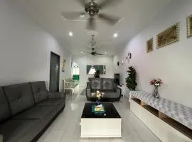 D'Ila Homestay Nibong Tebal by Cozystays