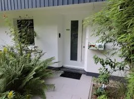 Ruhige Ferienwohnung „Südhang“ direkt am Wald
