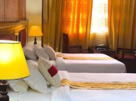 Albatra, hotel a Trípoli