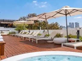 Jacob Shenkin Hotel