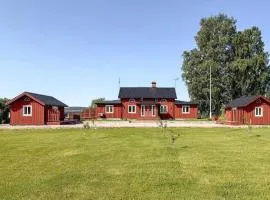Beautiful Home In Ekshärad With Lake View