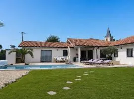 Maison d'hôte privative avec piscine pour 6 personnes