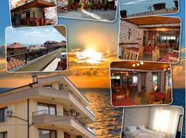 Stamatovi Family Hotel, guest house in Pomorie
