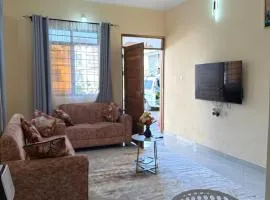 Modern Three BR En-Suite Apartment Near Airport in Tabata
