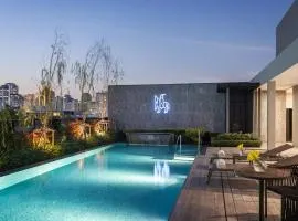 Walton Suites Sukhumvit