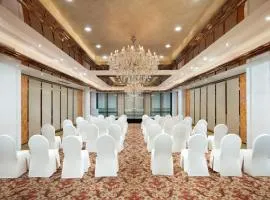 Crowne Plaza Shanghai Nanjing Road by IHG