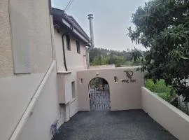 Pine Inn
