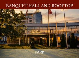 Bellevue Park Hotel Riga with FREE Parking, מלון בריגה