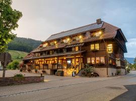 Hotel-Gasthaus Goldener Engel, hotel em Glottertal