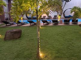 Hotel Cloud 9 Negombo, hotel u gradu 'Negombo'