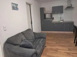 Self Check-in Apartment DLT - Free Parking