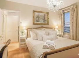 Stylish Boutique 'Duke' Suite In Historic Centre