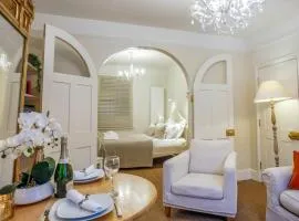 Stylish 'Duchess Suite' in Heart of Cambridge