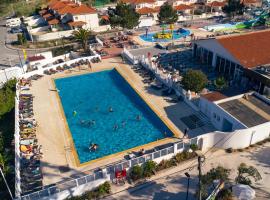 Kampaoh São Martinho do Porto, hotel i São Martinho do Porto