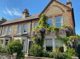 Period 5 Bed House in the Heart of Cambridge
