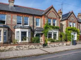 Period 5 Bed House in the Heart of Cambridge