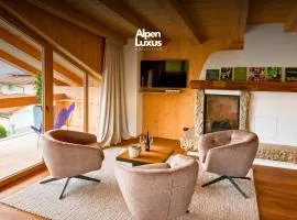 GOLF Suite - Penthouse, Balcony & Sauna Access