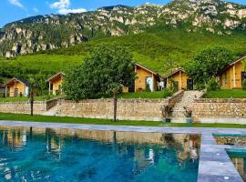 Bujtina Kapinova, hotel di Berat